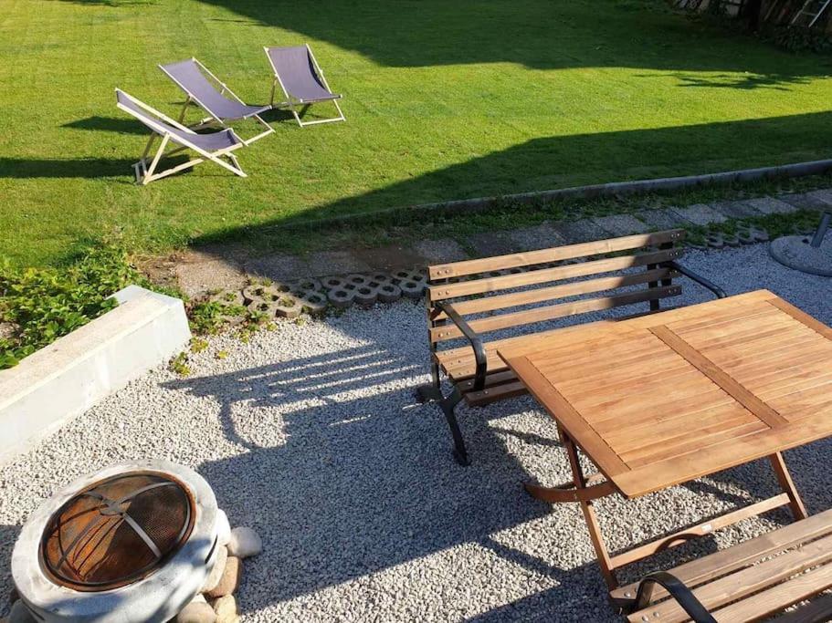 Huge Bbq Garden, Spacious Flat, Ac, Free Parking 4 Ljubljana Bagian luar foto